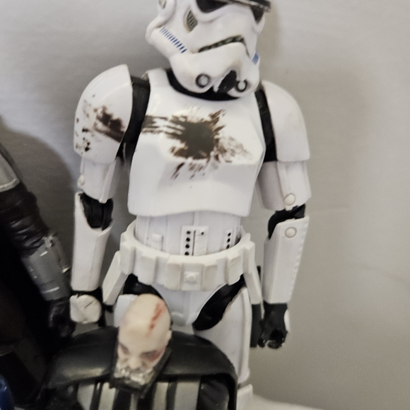 Star Wars Action Figure Set - Black, White, Tan - Picture 5 of 16